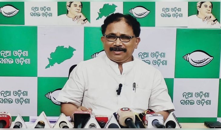 ନିଳାଦ୍ରୀ ବିଜେ ଅବ୍ୟବସ୍ଥା ପ୍ରସଙ୍ଗ: ଉପମୁଖ୍ୟମନ୍ତ୍ରୀ ଓ ବିଜେପି ନେତାଙ୍କ ଚାହାଣି ମଣ୍ଡପରେ ଉପସ୍ଥିତିକୁ ନେଇ ବିଜେଡିର ପ୍ରଶ୍ନ 