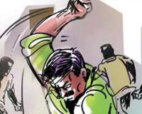 କମେଣ୍ଟ ମରାକୁ ନେଇ ଅଭାବନୀୟ ଘଟଣା; ଯୁବତୀଙ୍କ ଜେଜେବାପାଙ୍କୁ ହତ୍ଯା, ବାପା ଗୁରୁତର