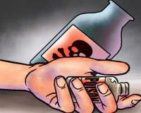 ପାରିବାରିକ କଳହର କରୁଣ ପରିଣତି, ସ୍ତ୍ରୀକୁ କଟୁରୀରେ ହାଣି ସ୍ୱାମୀର ଆତ୍ମହତ୍ୟା ଉଦ୍ୟମ