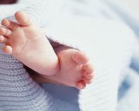 ପାର୍କିଂ ହୋଇଥିବା ଅଟୋ ଭିତରୁ ନବଜାତ ଶିଶୁପୁତ୍ର ଉଦ୍ଧାର