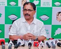 ବରିଷ୍ଠ ପୋଲିସ ଅଧିକାରୀଙ୍କୁ ଜିଲ୍ଲା ଦାୟିତ୍ୱ ପ୍ରସଙ୍ଗ: ବିଜେଡି କହିଲା, 'ପୋଲିସ ଡିଜି ମାନିଲେ, ରାଜ୍ୟରେ ଆଇନଶୃଙ୍ଖଳା ଠିକ୍ ନାହିଁ'