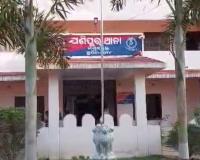 ଘରେ ପଶି ବ୍ଲେଡରେ ପ୍ରେମିକାର ତଣ୍ଟି କାଟିଦେଲା ପ୍ରେମିକ