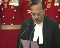 ସୁପ୍ରିମକୋର୍ଟର ପ୍ରଧାନ ବିଚାରପତି ଭାବେ ଶପଥ ନେଲେ ଜଷ୍ଟିସ୍ ସୂର୍ଯ୍ୟକାନ୍ତ