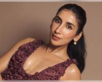 ପାରୁଲ୍ ଗୁଲାଟିଙ୍କ ପାଇଁ 'ଡବଲ୍ ବୋନସ୍': ପୁଣି ପ୍ରେକ୍ଷାଳୟକୁ ଫେରୁଛି 'କିସ୍ କିସକୋ ପ୍ୟାର୍ କରୁଁ ୨'