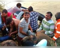 ବିବାହ ଖୁସି ପାଲଟିଲା ଶୋକ: କେନାଲ ଭିତରକୁ ଖସିଲା ବରଯାତ୍ରୀ ଗାଡ଼ି, ୩ ମୃତ