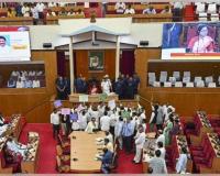 ଧାନମଣ୍ଡି ସମସ୍ୟାକୁ ନେଇ ବିଧାନସଭାରେ ବିରୋଧୀଙ୍କ ହଟ୍ଟଗୋଳ, ୪ଟା ଯାଏଁ ଗୃହ ମୁଲତବି