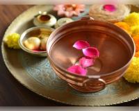 ଘରେ ଗଙ୍ଗାଜଳ ରଖିଛନ୍ତି କି? ଜାଣନ୍ତୁ ଏହାର ସଠିକ୍ ନିୟମ ଓ ଚମତ୍କାରୀ ଫାଇଦା