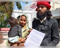 ଜାଲୌନରେ ଚାଞ୍ଚଲ୍ୟ: ନସବନ୍ଦୀ ପରେ ବି ପୁତ୍ର ସନ୍ତାନ ଜନ୍ମ ଦେଲେ ମହିଳା, ସରକାରଙ୍କ ଠାରୁ ଭରଣପୋଷଣ ଖର୍ଚ୍ଚ ଦାବି କଲେ ଦମ୍ପତି