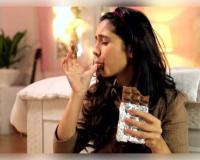 ବାରମ୍ବାର ମିଠା କିମ୍ବା ଲୁଣିଆ ଖାଇବାକୁ ଇଚ୍ଛା ହେଉଛି କି? ଜାଣନ୍ତୁ ଖାଦ୍ୟ କ୍ରେଭିଙ୍ଗ୍ସର କାରଣ ଏବଂ ନିୟନ୍ତ୍ରଣ ଉପାୟ