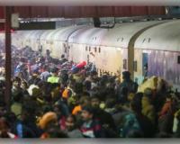 ଭାରତୀୟ ରେଳବାଇର ଟିକେଟ୍ କନଫର୍ମେସନ୍ ସିଷ୍ଟମ୍: ଜାଣନ୍ତୁ ୧୦ ୱେଟିଂ ଅଟକି ଯାଉଥିବା ବେଳେ କିପରି ୧୦୦ ୱେଟିଂ କନଫର୍ମ ହୁଏ!