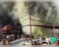 ସମ୍ବଲପୁର ଜୟନ୍ତପୁର ସ୍ଥିତ ପିଚୁ କାରଖାନାରେ ଭୟାବହ ଅଗ୍ନିକାଣ୍ଡ, ନିଆଁ ଲିଭା କାର୍ଯ୍ୟ ଜାରି