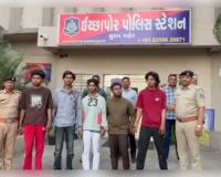 ସୁରଟରେ 'ଲଭ୍ ଜିହାଦ୍': ନାବାଳିକାଙ୍କୁ ଦୁଷ୍କର୍ମ ମାମଲାରେ ସାଜିଦ୍ ଗିରଫ, ଆଧାର କାର୍ଡରେ ନାଁ ବଦଳାଇ ରଖିଥିଲା 'ଅଭିଷେକ'