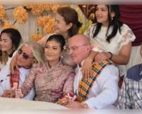 ଗୋଟିଏ ମଣ୍ଡପ, ଜଣେ କନ୍ୟା ଆଉ ଦୁଇ ଜଣ ବର! ଏହି ନିଆରା ବିବାହର ଫଟୋ ଏବେ ସୋସିଆଲ ମିଡିଆରେ ଭାଇରାଲ