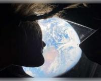 କ୍ରିଷ୍ଟିନା କୋଚ୍‌ଙ୍କ ପ୍ରେରଣାଦାୟୀ ବାର୍ତ୍ତା: 'ଯେଉଁ କାମ ଆପଣଙ୍କୁ ଭୟଭୀତ କରେ, ତାହାକୁ ନିଶ୍ଚୟ କରନ୍ତୁ'