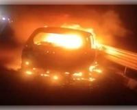 ଦିଲ୍ଲୀ-ମୁମ୍ବାଇ ଏକ୍ସପ୍ରେସୱେରେ ହୁତୁହୁତୁ ହୋଇ ଜଳିଗଲା କାର: ବୈଷ୍ଣୋଦେବୀରୁ ଫେରୁଥିବା ୫ ଜଣ ଜୀବନ୍ତ ଦଗ୍ଧ