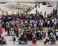 ହାତରେ ଡିଗ୍ରୀ, ମାସିକ ଦରମା ମାତ୍ର ୧୦ ହଜାର: ନୋଏଡାରେ ଗ୍ରାଜୁଏଟମାନେ କାହିଁକି ଆନ୍ଦୋଳନ କରିବାକୁ ବାଧ୍ୟ ହେଉଛନ୍ତି?