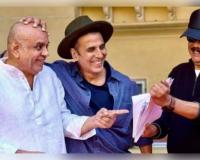 'ଭୂତ ବଙ୍ଗଳା'ରେ ଅକ୍ଷୟ କୁମାର ଏବଂ ପ୍ରିୟଦର୍ଶନଙ୍କ ସହ କାମ କରିବା ନେଇ ପରେଶ ରାୱଲଙ୍କ ବଡ଼ ବୟାନ: କହିଲେ 'ଏମାନଙ୍କ ସହ ଥିଲେ ହିମୋଗ୍ଲୋବିନ୍ ବଢ଼ିଯାଏ'