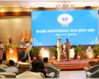 ପୋଲିସ ପ୍ରତିଷ୍ଠା ଦିବସରେ ଉତ୍ତମ କାର୍ଯ୍ୟ କରିଥିବା ପୋଲିସ ଅଫିସର ଓ ଯବାନଙ୍କୁ ସମ୍ମାନିତ କଲେ ପୋଲିସ DG 