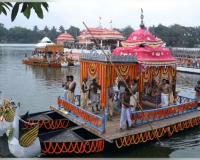 ମହାପ୍ରଭୁଙ୍କ ଚନ୍ଦନଯାତ୍ରା ପାଇଁ ପ୍ରସ୍ତୁତି ଆରମ୍ଭ; ନରେନ୍ଦ୍ର ପୁଷ୍କରିଣୀରୁ ବାହାରିଲା ବୁଡିରହିଥିବା ୫ଟି ଡଙ୍ଗା