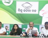 କବିସୂର୍ଯ୍ୟନଗର ହାଜତ ମୃତ୍ୟୁ ଘଟଣାକୁ ନେଇ ବର୍ଷିଲା ବିଜେଡି; ଅଭିଯୁକ୍ତ ପୁଲିସ ଅଧିକାରୀଙ୍କ ବିରୋଧରେ ହତ୍ୟା ମାମଲା ରୁଜୁ ହେଉ