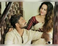 ଫେସବୁକ୍ 'ହାଏ'ରୁ ଆରମ୍ଭ ହୋଇଥିଲା ସଞ୍ଜୁ ସାମସନ୍ ଏବଂ ଚାରୁଲତାଙ୍କ ପ୍ରେମ କାହାଣୀ, ଜାଣନ୍ତୁ ଟି-୨୦ ବିଶ୍ୱକପ୍ ୨୦୨୬ ହିରୋଙ୍କ ଲଭ୍ ଷ୍ଟୋରୀ