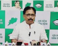 ପଢ଼ା ବହିରେ ହଜାର ହଜାର ତ୍ରୁଟି: ବିଜେପିକୁ ଘେରିଲା ବିଜେଡି