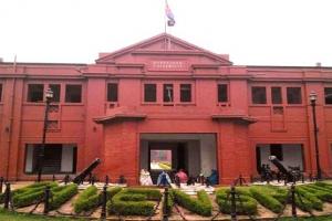 ଚିନ୍ତା ବଢାଉଛି କରୋନା; ରେଭେନ୍ସା କ୍ୟାମ୍ପସରୁ କରୋନା ପଜିଟିଭ୍ ଚିହ୍ନଟ ପରେ ପରୀକ୍ଷା ସ୍ଥଗିତ