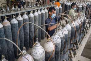 ଦିଲ୍ଲୀରେ ଅକ୍ସିଜେନ ଅଭାବ: ସାର୍ ଗଙ୍ଗାରାମ ହସ୍ପିଟାଲରେ ୨୫ ରୋଗୀଙ୍କ ମୃତ୍ୟୁ, ବିପଦରେ ୬୦ ଜୀବନ