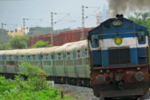 ଛତିଶଗଡ଼କୁ ସମସ୍ତ ରେଳ ଚଳାଚଳ ଉପରେ ରୋକ ଲଗାଇବା ପାଇଁ କେନ୍ଦ୍ରକୁ ଚିଠି ଲେଖିଲା ଓଡ଼ିଶା