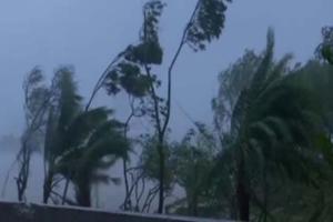 ମାଡ଼ି ଆସୁଛି ବାତ୍ୟା ‘ୟସ୍ ’: ପବନର ଗର୍ଜନ ସାଙ୍ଗକୁ ଚାଲିଛି ବର୍ଷା, ଧାମରାଠାରୁ ମାତ୍ର ୪୦ କିମି ଦୂରରେ ଅଛି ବାତ୍ୟା ‘ୟସ୍’