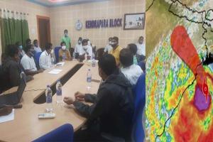 ବାତ୍ୟା ସ୍ଥାନାନ୍ତରଣ, ଭିତ୍ତିଭୂମି, ଯନ୍ତ୍ରାଂଶ, ଥଇଥାନ, ରିଲିଫ ସୁପରିଚାଳନା ନେଇ କେନ୍ଦ୍ରାପଡାରେ ବିଜେଡି ସାଙ୍ଗଠନିକ ସମ୍ପାଦକଙ୍କ ସମୀକ୍ଷା ବୈଠକ