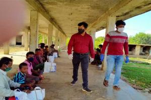 ନିଆରା ଢଙ୍ଗରେ ଜନ୍ମଦିନ ପାଳିଲେ ସମାଜସେବୀ