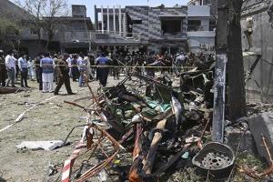 ଆତଙ୍କବାଦୀ ହାଫିଜ୍ ସଇଦ୍ ଘର ନିକଟରେ ଭୟଙ୍କର ବୋମା ବିସ୍ଫୋରଣ: ୨ ନିହତ, ୧୫ ଆହତ