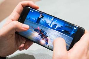 ଗେମ୍‌ ଖେଳିବା ପାଇଁ ମୋବାଇଲ ନ ଦେବାରୁ ସ୍କୁଲ ଛାତ୍ରଙ୍କ ଆତ୍ମହତ୍ୟା