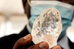 ଆଫ୍ରିକାରେ ମିଳିଲା ପୃଥିବୀର ତୃତୀୟ ସର୍ବବୃହତମ ହୀରା !