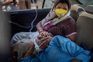 କୋଭିଡ ଯୋଗୁଁ ଦେଶ ଛଟପଟ ହେଉଥିବା ବେଳେ : କେନ୍ଦ୍ର କହୁଛି ଅକ୍ସିଜେନ ଅଭାବରୁ ଯାଇନି ଗୋଟିଏ ବି ଜୀବନ