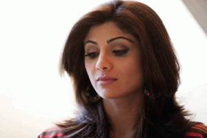 ସ୍ୱାମୀ ରାଜ କୁନ୍ଦ୍ରାଙ୍କ ଗିରଫକୁ ନେଇ ମୁହଁ ଖୋଲିଲେ ଶିଳ୍ପା ଶେଟ୍ଟୀ