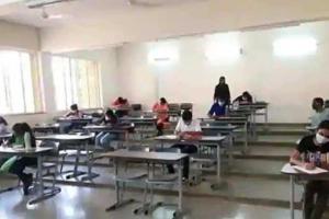 ଆଜିଠୁ ଅଫ୍‍ଲାଇନ୍‍ ମାଟ୍ରିକ୍‍ ପରୀକ୍ଷା: ୫୦୪ କେନ୍ଦ୍ରରେ ୧୫,୧୫୧ ପରୀକ୍ଷାର୍ଥୀ ପରୀକ୍ଷା ଦେବେ