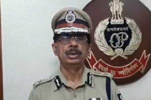 ମାଲକାନଗିରିରେ ପୋଲିସ ଡିଜି ଅଭୟଙ୍କ ନିକଟରେ ଆତ୍ମସମର୍ପଣ କଲେ ୨ ହାର୍ଡକୋର ମାଓବାଦୀ