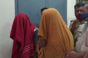 ଗଞ୍ଜେଇ ଚାଲାଣକାରୀଙ୍କ ନୂଆ ଉପାୟ: ରାଜଧାନୀରେ କୋରିଅର ଜରିଆରେ କରୁଥିଲେ ଚାଲାଣ, ୨ ଯୁବକ ଗିରଫ