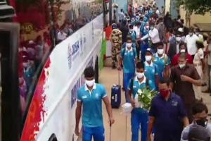 ଭୁବନେଶ୍ବରରେ ପହଞ୍ଚିଲେ ପୁରୁଷ ଓ ମହିଳା ହକି ଟିମ୍‌, ସନ୍ଧ୍ୟାରେ ଖେଳାଳିଙ୍କୁ ସମ୍ବର୍ଦ୍ଧିତ କରିବେ ମୁଖ୍ୟମନ୍ତ୍ରୀ