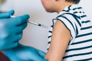 ବିଶ୍ୱର ପ୍ରଥମ ଦେଶ ଭାବେ ୨ ବର୍ଷ ବୟସରୁ ଅଧିକ ଛୁଆଙ୍କୁ କରୋନା ଟିକା ଦେଲା ଏଇ ଦେଶ….