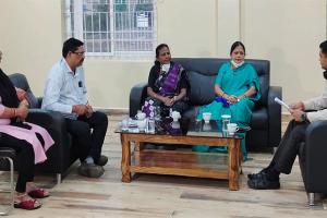 ମମିତା ହତ୍ୟାକାଣ୍ଡ ମାମଲା: ଆଜି ମମିତା ମେହେରଙ୍କ ପରିବାରବର୍ଗଙ୍କୁ ଭେଟିବା ସହ ମହାଲିଙ୍ଗ ଷ୍ଟାଡିୟମ ଗସ୍ତ କରିବେ ମହିଳା କମିଶନ ଅଧ୍ୟକ୍ଷା