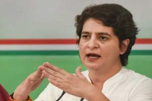 ୟୁପି ନିର୍ବାଚନ: କଲେଜ ଛାତ୍ରୀଙ୍କୁ ସ୍ମାର୍ଟଫୋନ ଓ ବିଦ୍ୟୁତ ଚାଳିତ ସ୍କୁଟି ଦେବ କଂଗ୍ରେସ