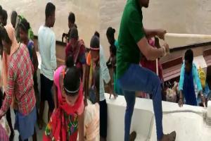 ଇନ୍ଦ୍ରାବତୀ ଜଳଭଣ୍ଡାରରେ ଅଚଳ ହେଲା ଯନ୍ତ୍ର ଚାଳିତ ଡଙ୍ଗା, ବୋଟ୍ ଅମ୍ବୁଲାନ୍ସ ଦ୍ବାରା ଉଦ୍ଧାର ହେଲେ ୨୫ ଯାତ୍ରୀ