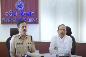 ଆଇନକୁ ହାତକୁ ନିଅନ୍ତୁ ନାହିଁ, ଧାରଣାରୁ କ୍ଷାନ୍ତ ରୁହନ୍ତୁ: ଆନ୍ଦୋଳନରୁ ଓହରିବା ପାଇଁ ଡ୍ରାଇଭର ସଂଘକୁ ମୁଖ୍ୟ ଶାସନ ସଚିବଙ୍କ ଅପିଲ୍