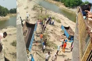 ବ୍ରିଜର ରେଲିଂ ଭାଙ୍ଗି ନଦୀକୁ ଖସିପଡିଲା ଟ୍ରାକ୍ଟର, ୧୩ ମୃତ