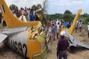 ଭାରତୀୟ ବାୟୁସେନାର ପ୍ରଶିକ୍ଷଣ ବିମାନ ଦୁର୍ଘଟଣାଗସ୍ତ, ପାଇଲଟ ସୁରକ୍ଷିତ