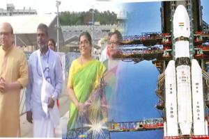 ଚନ୍ଦ୍ରାୟନ-୩ ପାଇଁ ତିରୁପତି ମନ୍ଦିରରେ ପୂଜାର୍ଚ୍ଚନା କଲେ ଇସ୍ରୋ ବୈଜ୍ଞାନିକ