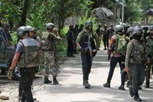 କୁଲଗାମରେ ଆତଙ୍କବାଦୀ ଓ ସୁରକ୍ଷା କର୍ମୀଙ୍କ ମଧ୍ୟରେ ଗୁଳି ବିନିମୟ, ୩ ଯବାନ ସହିଦ